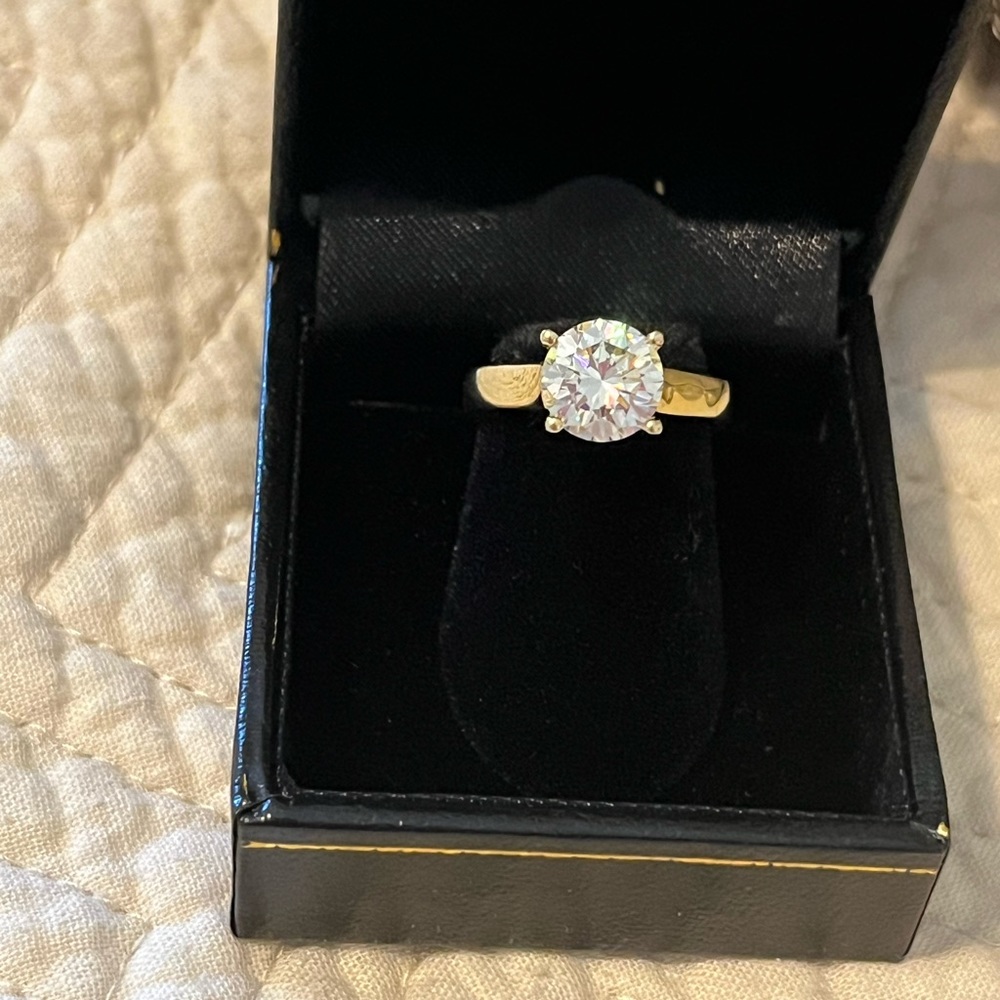 CZ engagement band/ring, yellow gold plated. Size 5